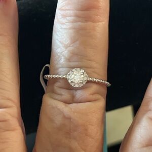 Moissanite Diamond simplistic 925 Sterling silver ring size 9